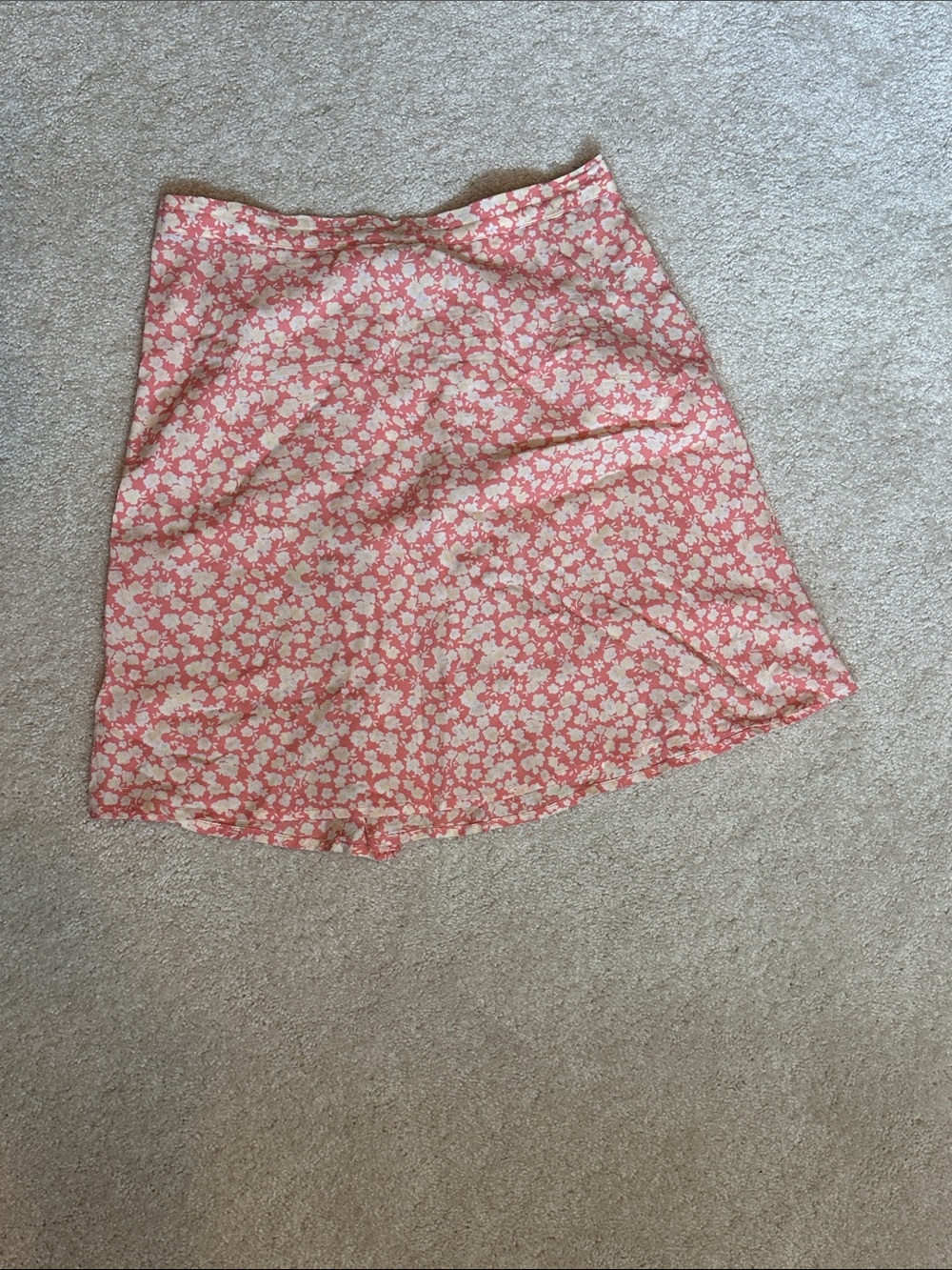 Billabong Pink and White Floral A-Line Skirt